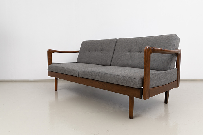 Antimott Walter Knoll daybed