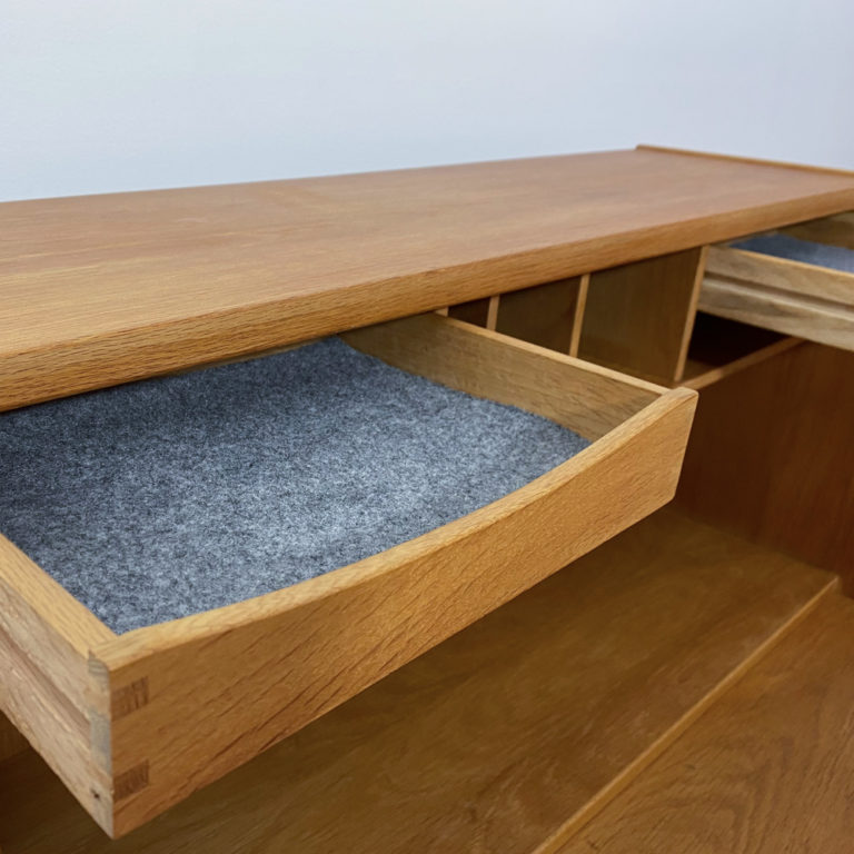 60er Jahre Eiche Sekretär - DesignKlassiker Berlin