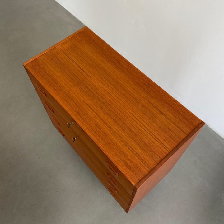 60er Jahre Teak Kommode - DesignKlassiker Berlin