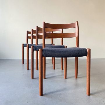 Dänische Teakstühle Møller