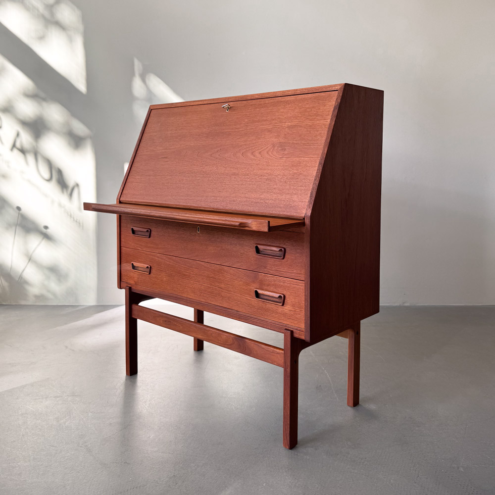 Mid Century Sekretaer Iversen