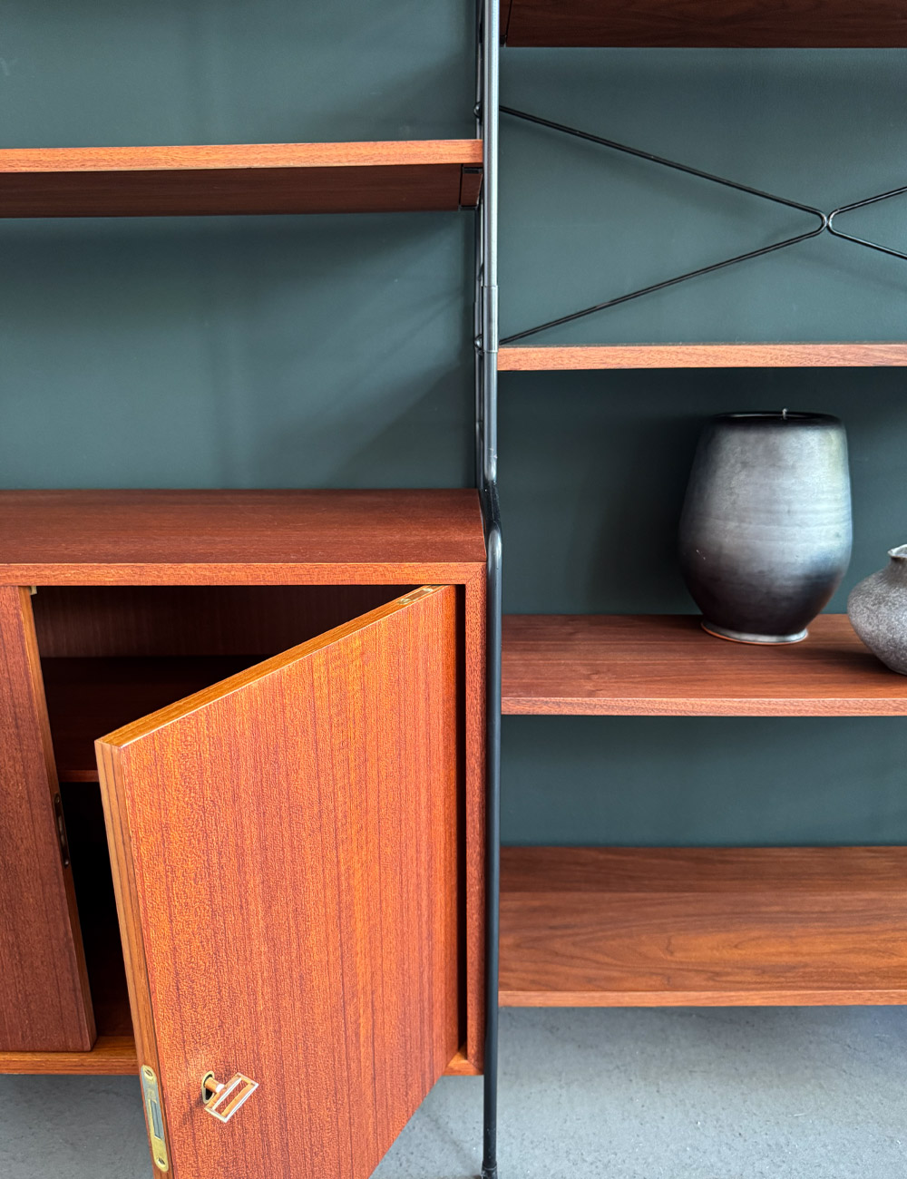 who Schrank vintage designklassiker