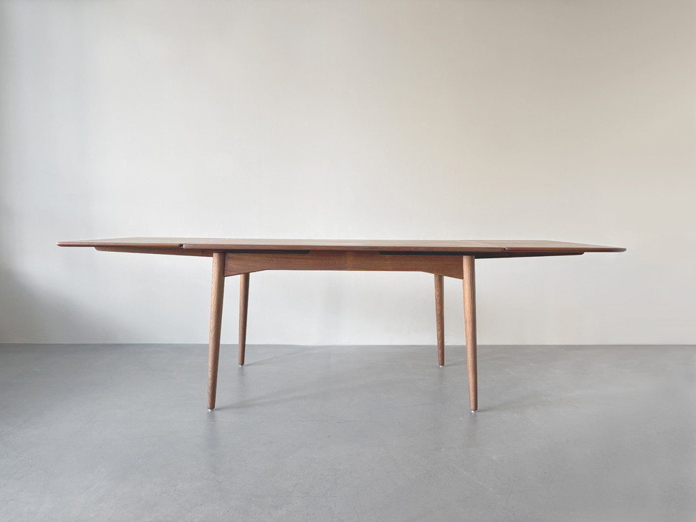 Wohnzimmertisch Teakholz, 50er Jahre