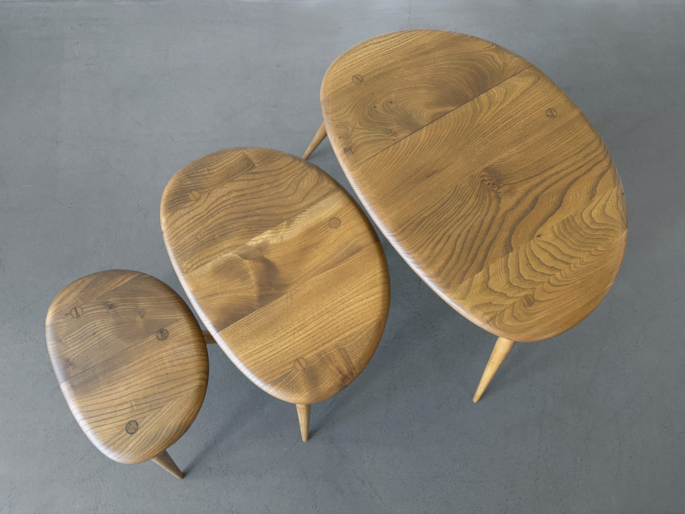 Pebble Beistelltische, Mid-century