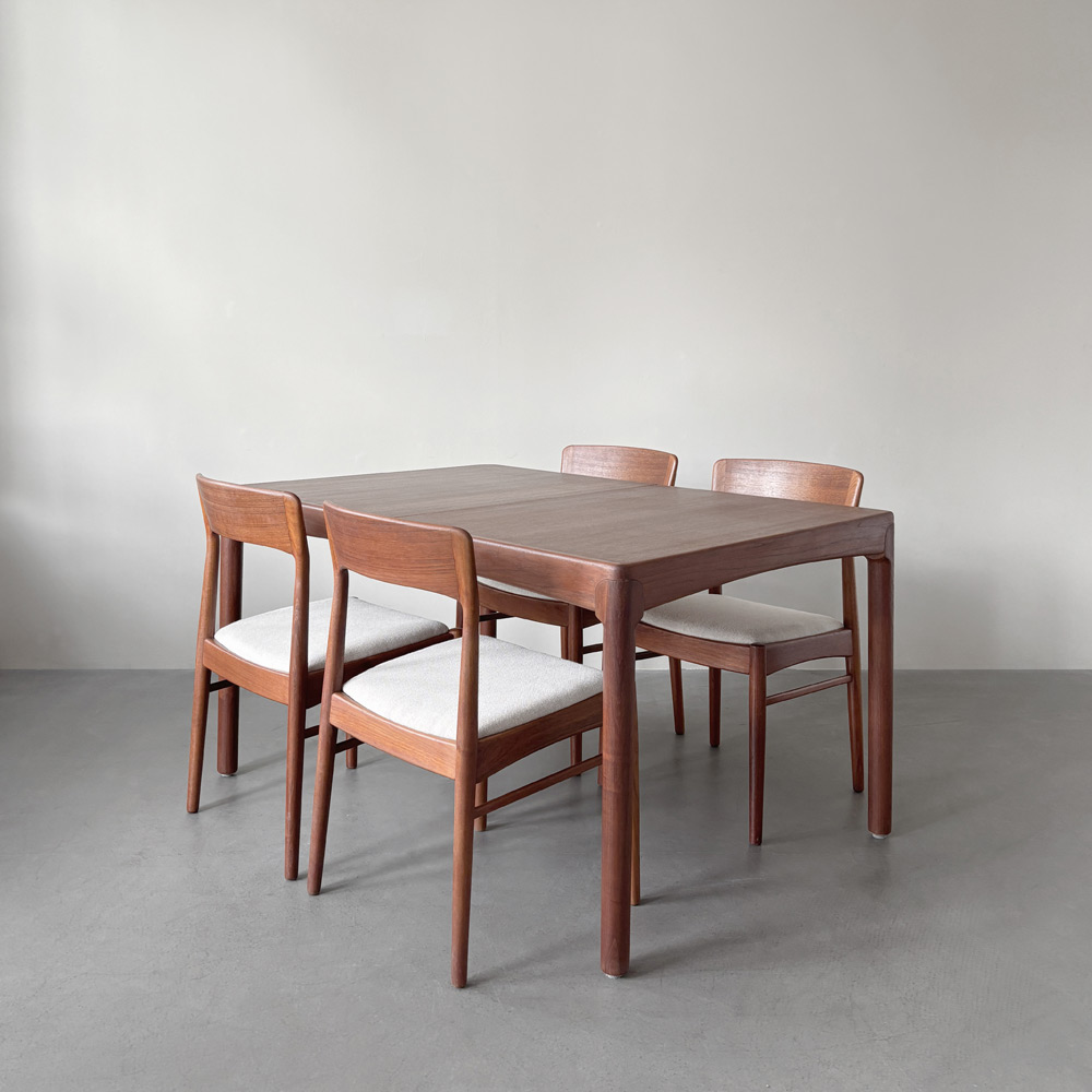 Kaernulf Stuhl Set, Teak, Stoffbezug Kvadrat