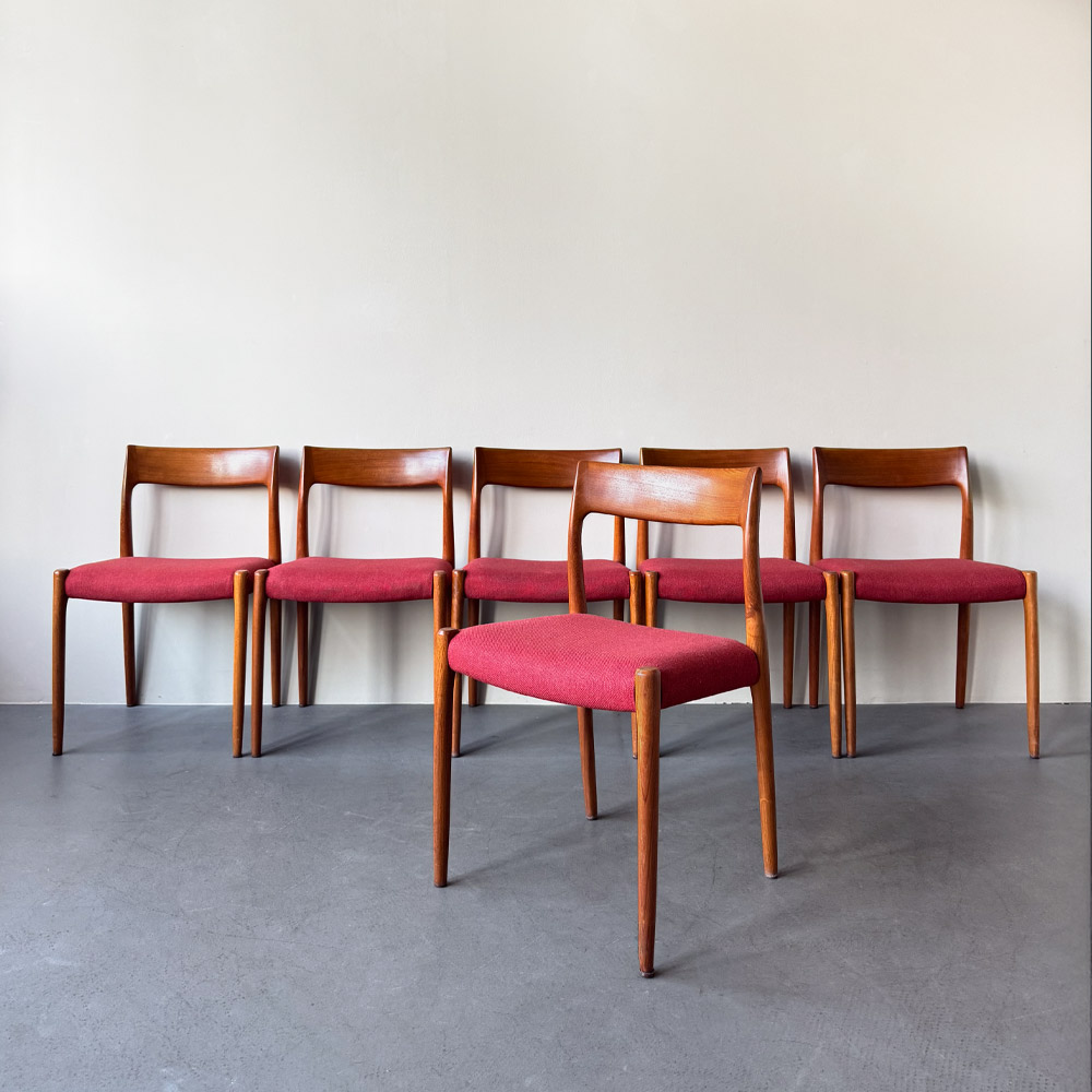 Moeller-Stuehle-77-Daenemark