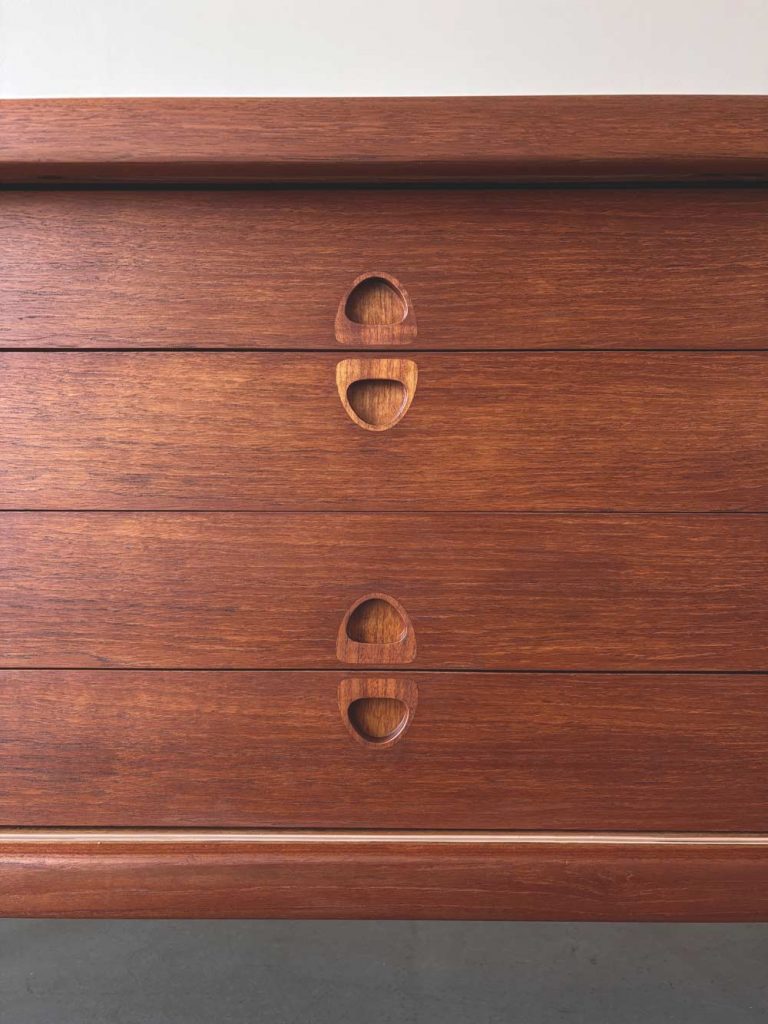 Highorad, Sideboard H.W. Klein, Danish Design