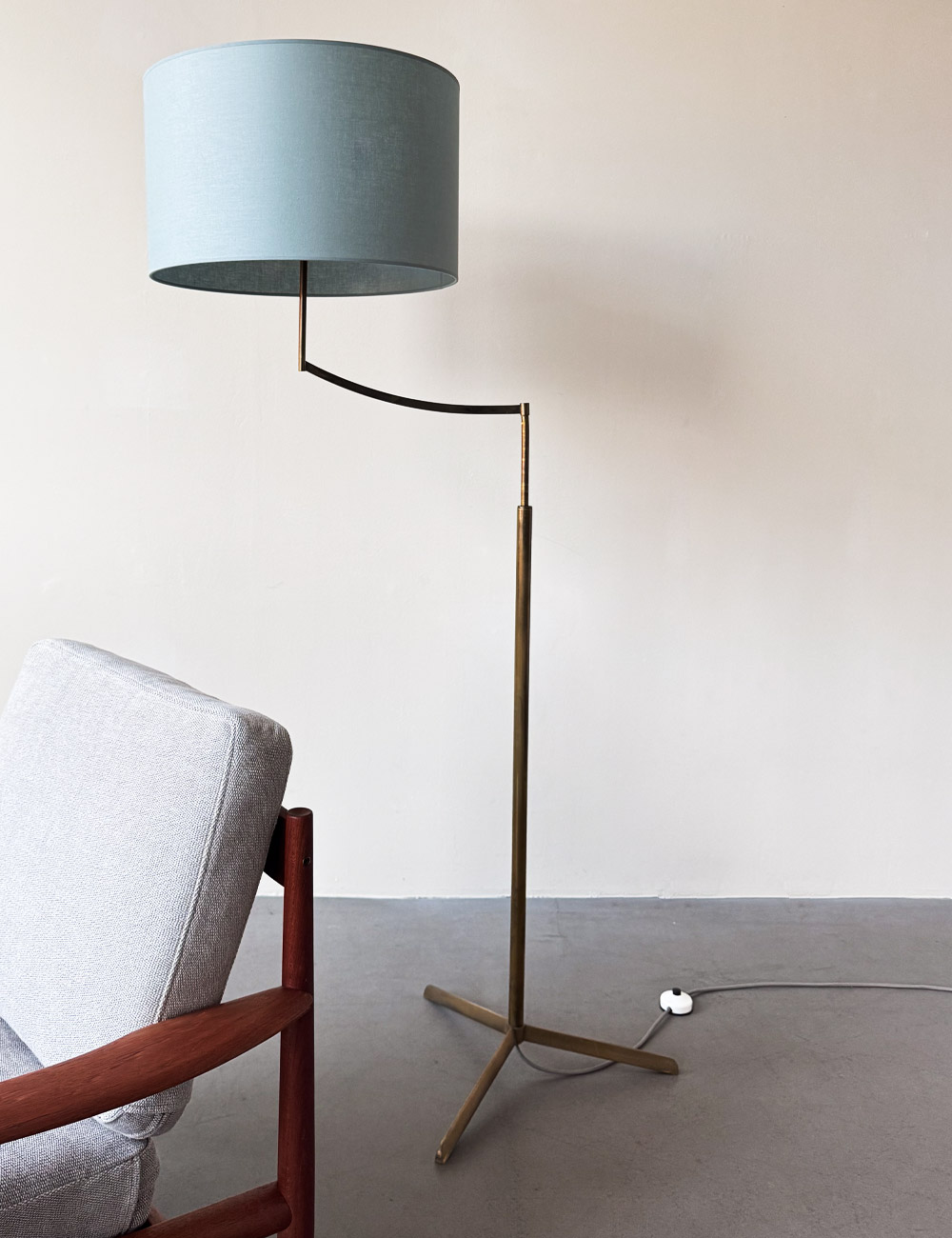 Messing Stehleuchte midcentury Kalmar