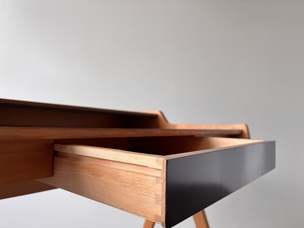 Magg Schreibtisch freistehend, Mid-century