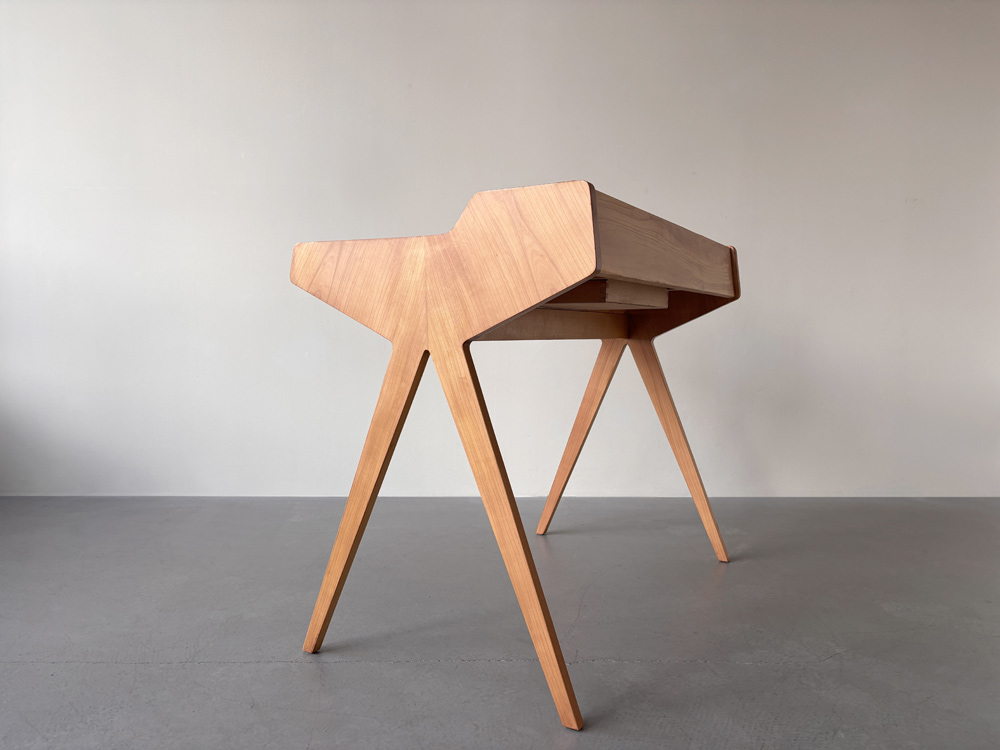 Desk, 50er Jahre, Kirschbaumholz furniert