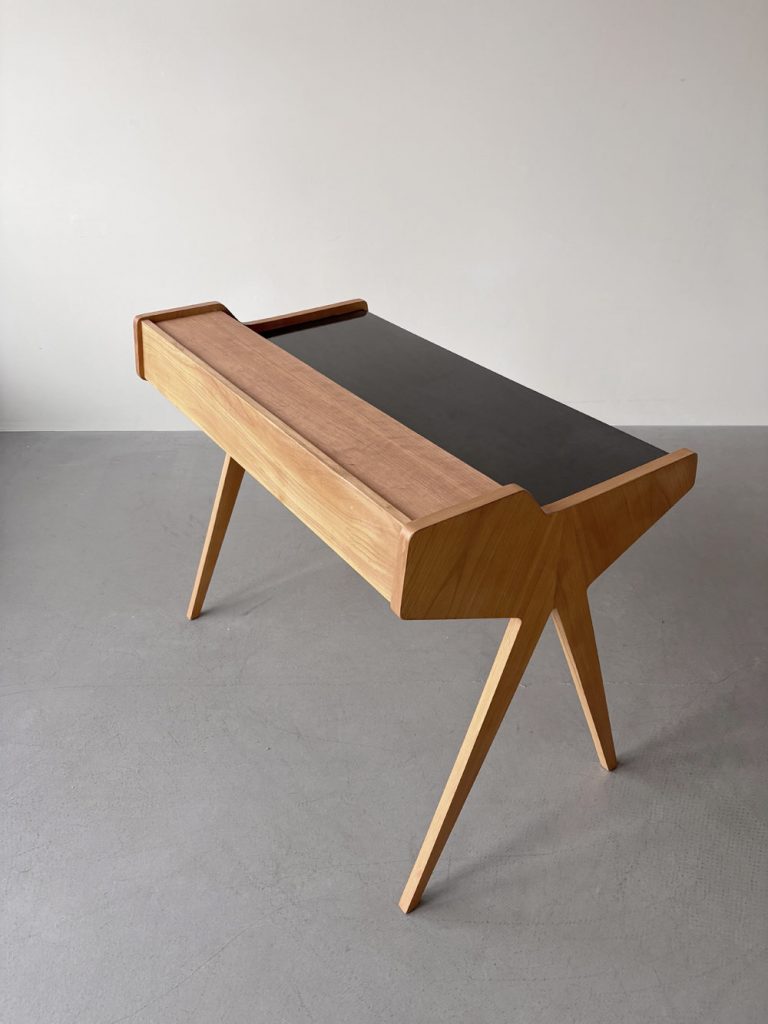 Schreibtisch, Melaminharz Tischplatte