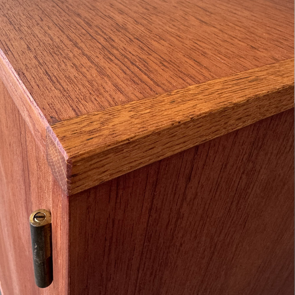 massiv teak anrichte aufgearbeitet