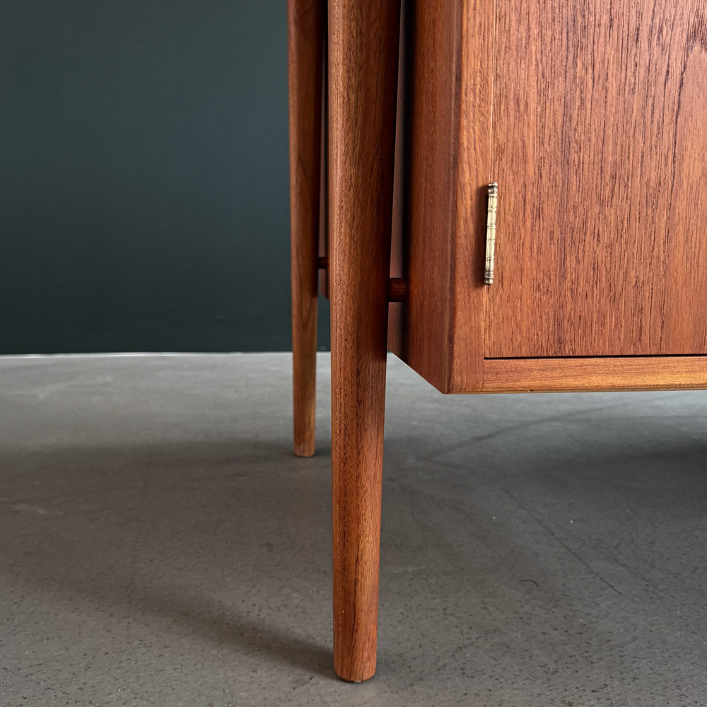 schreibtisch teak griffleiste massivholz