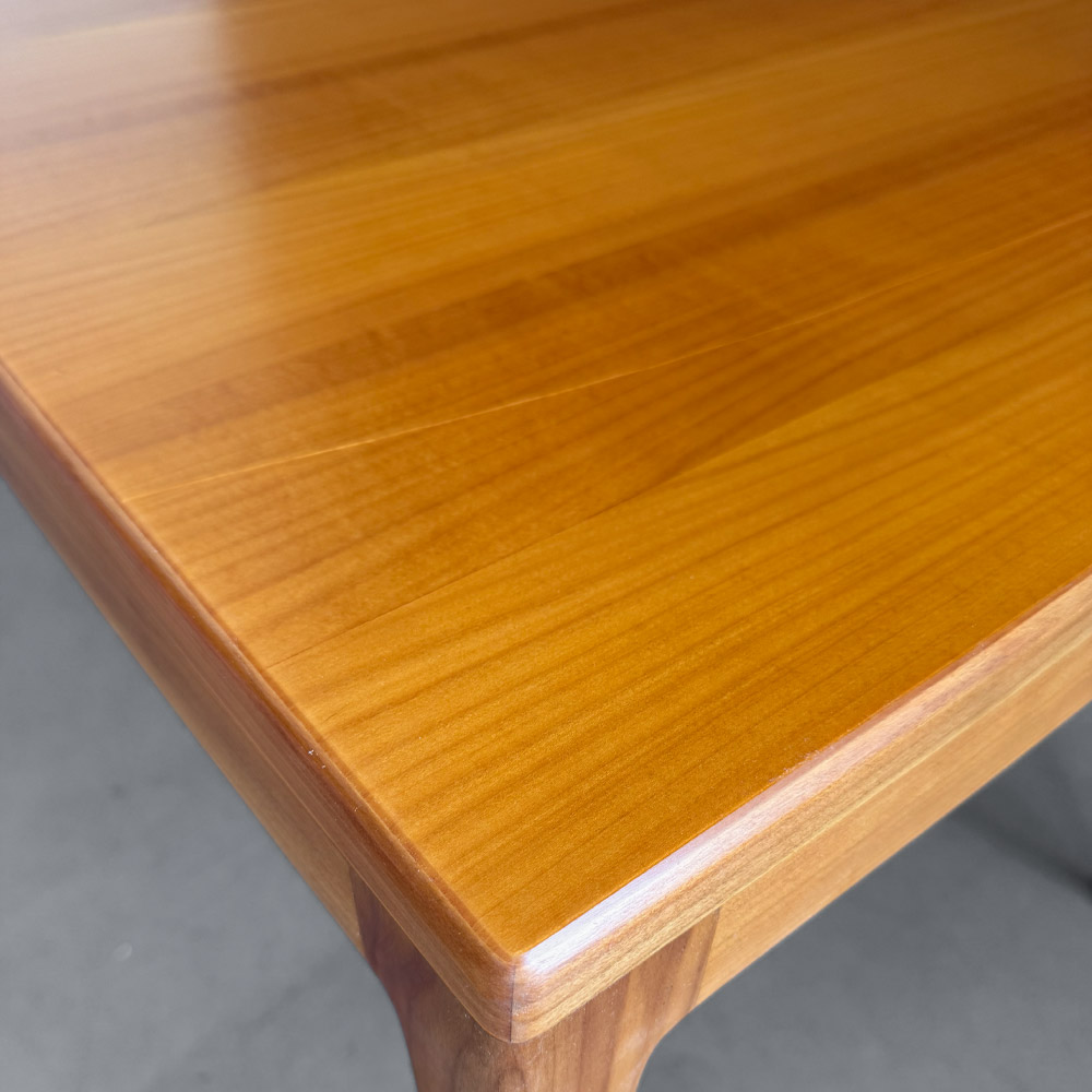 Tischplatte Kirschholz lebendige Maserung