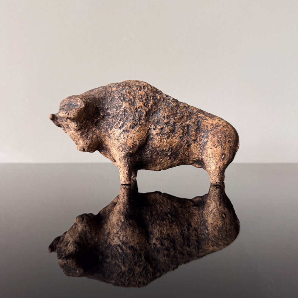 Signierte Keramikskulptur Bulle art