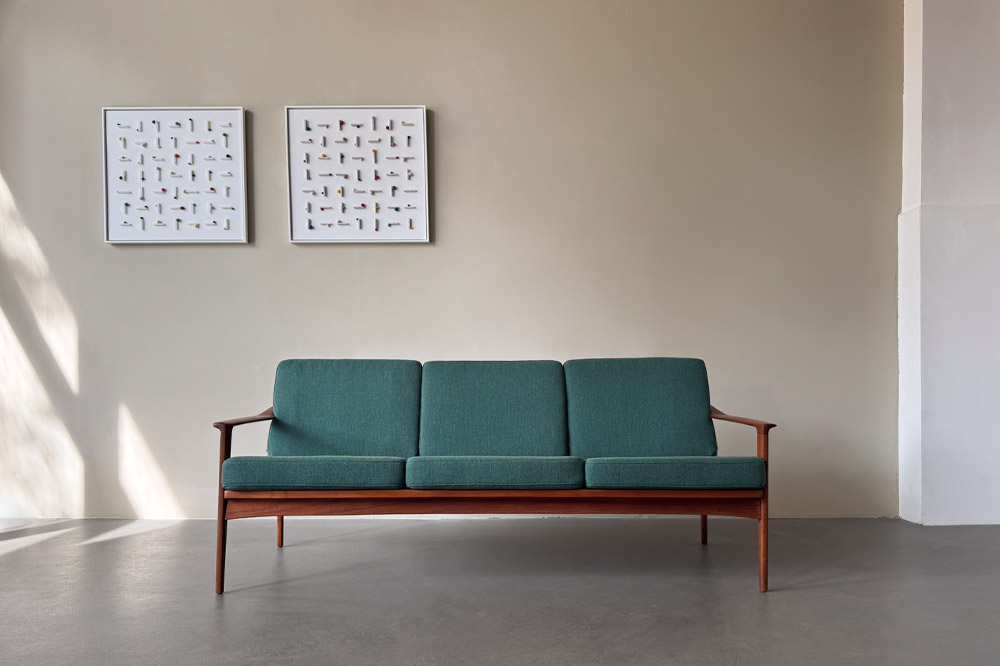 Restauriertes Teaksofa Midcentury Design
