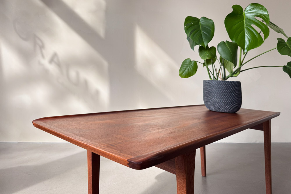 Couchtisch Massivholzkante Teak Flügelkante