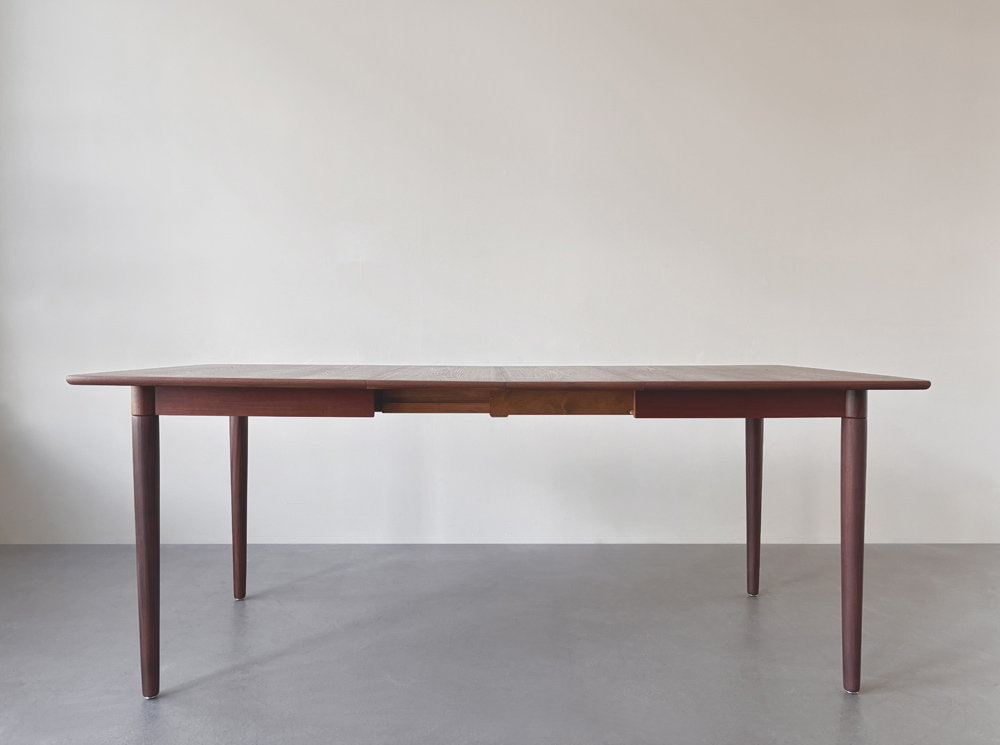 Teak Tisch, Mid-century mit Auszugsplatten