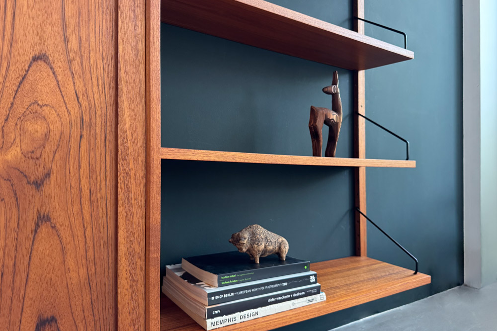 Midcentury Wandregal Skandinavisches Design