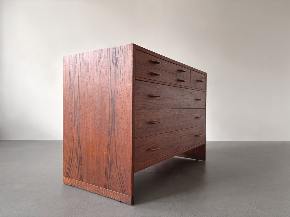 Mid-century Kommode, Hans J. Wagner