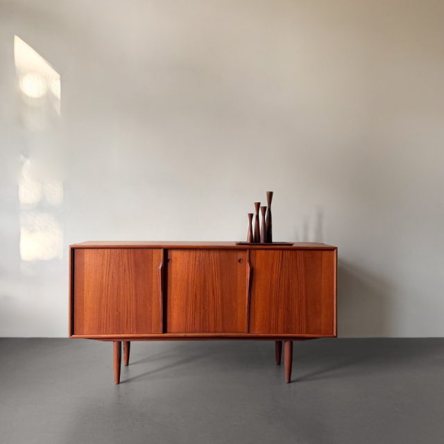 sideboard-axel-cristensen-teak
